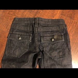Stitch’s blue jeans
